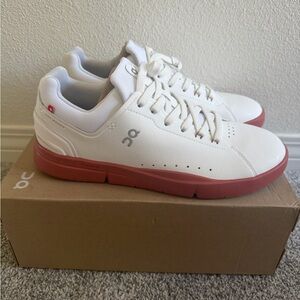 On Running The Roger Advantage White/Rust Size 10.5 New in Box